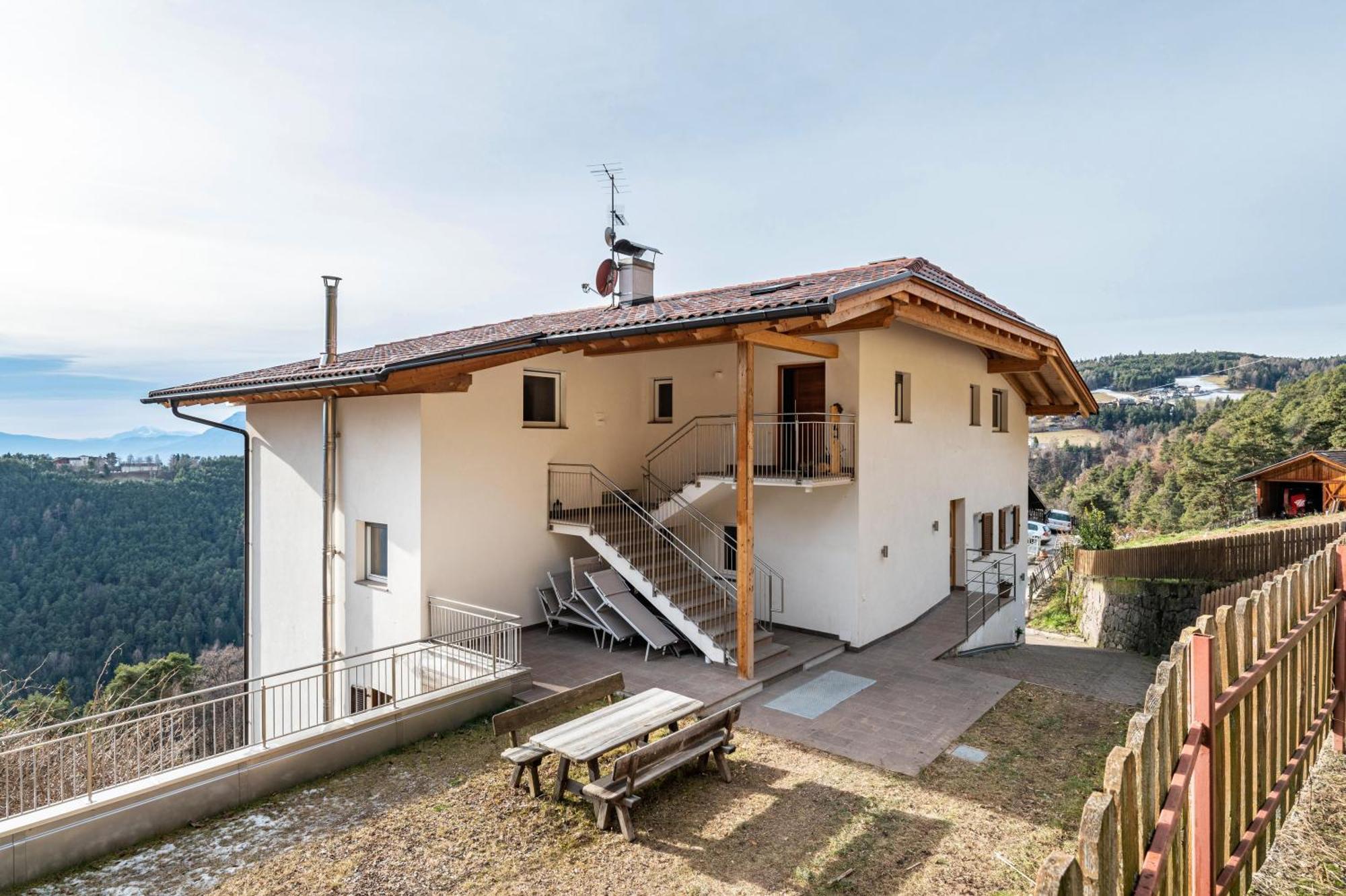 Reiterhof Apt Gaia San Genesio Atesino Exterior photo